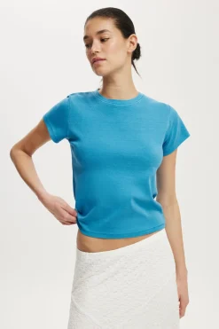 90 S Baby Tee