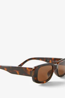 Abby Rectangle Sunglasses