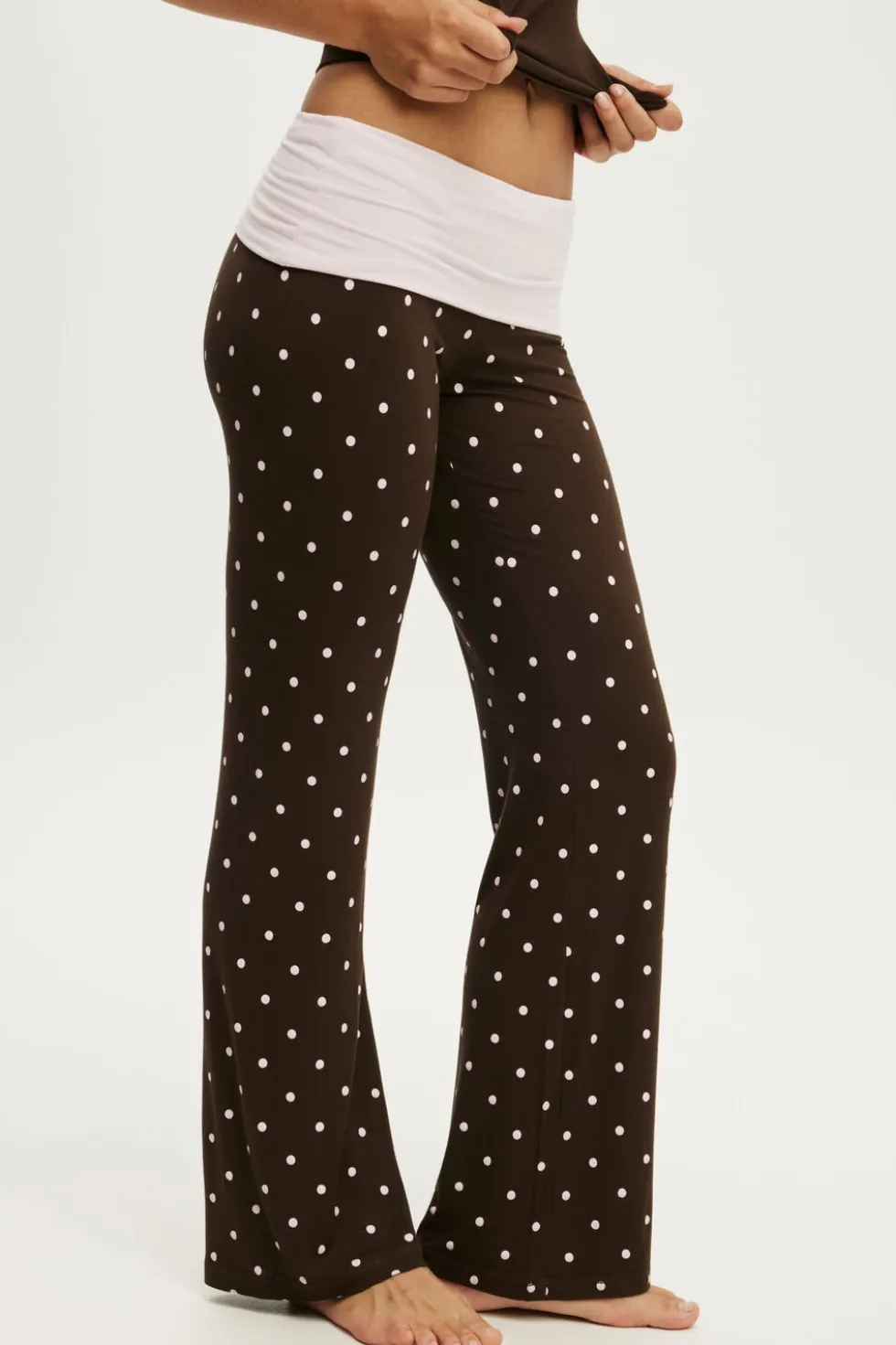 Airy Soft Roll Waist Pant