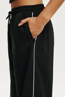 Baggy Woven Sweatpant