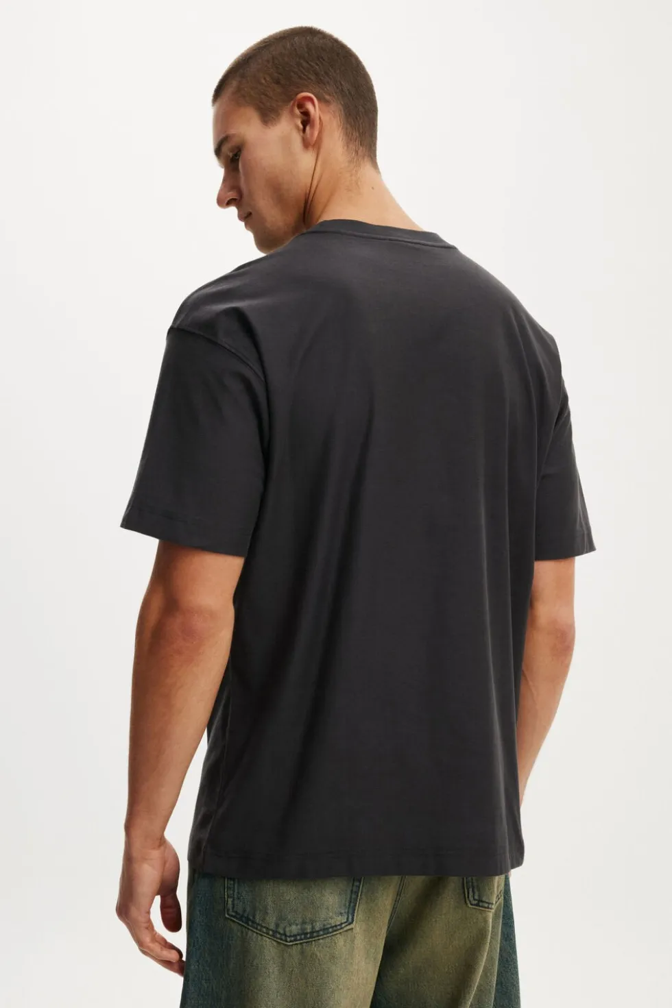 Box Fit Graphic T-Shirt