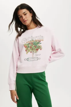 Classic Fleece Graphic Raglan Crew Sweatshirt