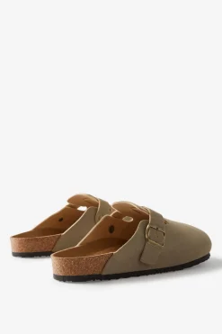 Closed Toe Buckle Slide