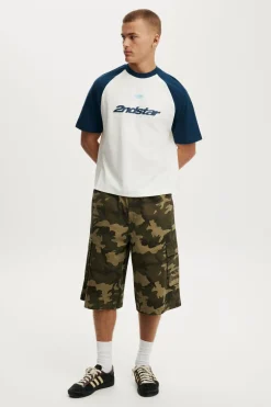 Cropped Fit Graphic T-Shirt