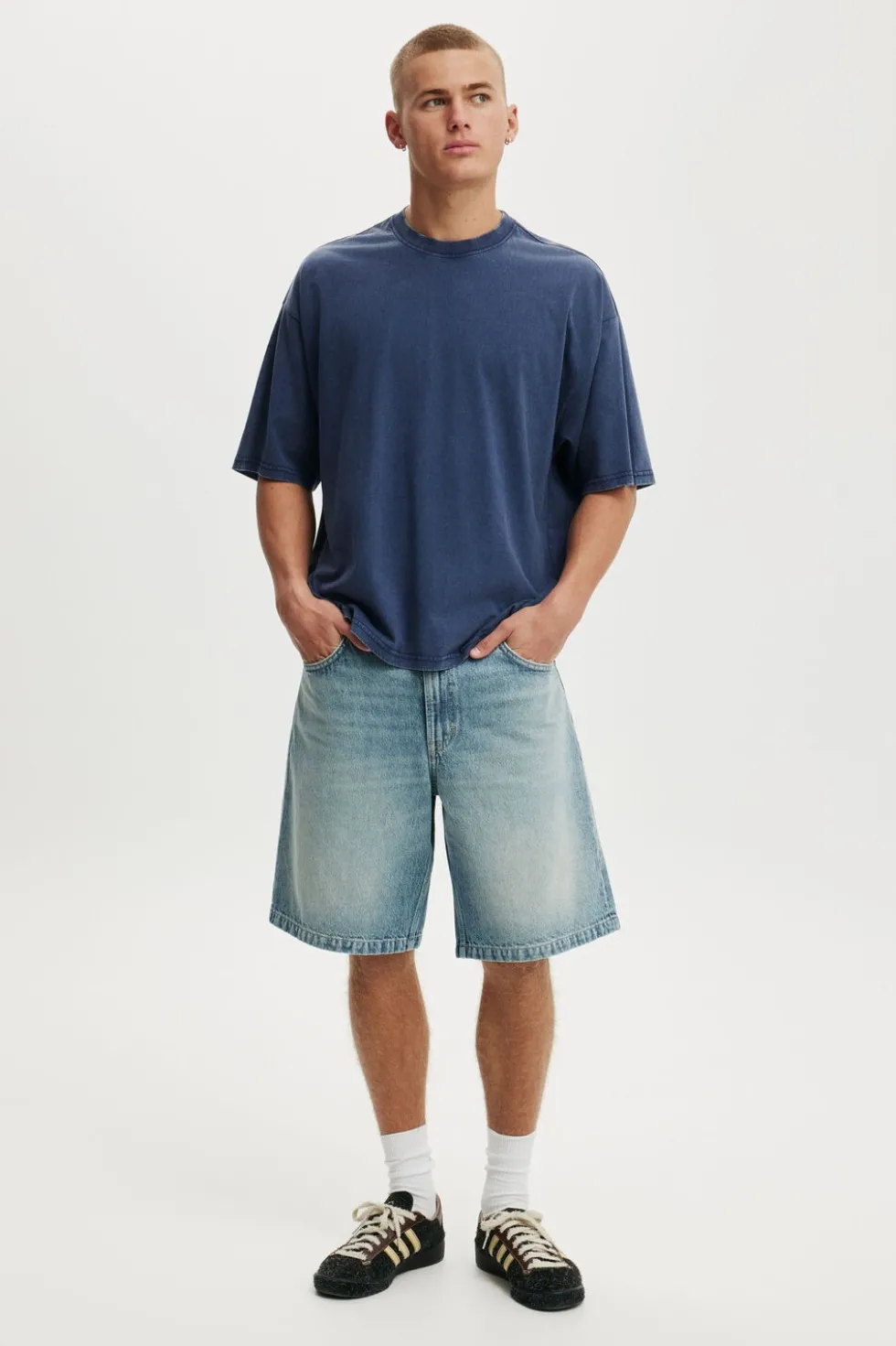 Cropped Fit T-Shirt