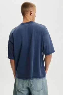 Cropped Fit T-Shirt