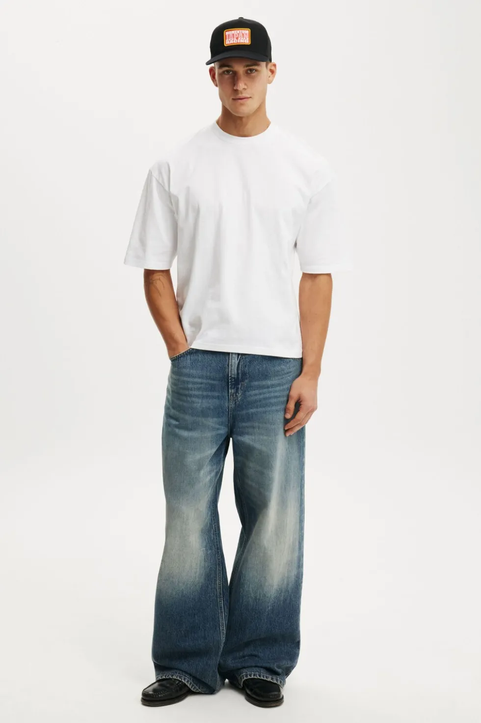 Cropped Fit T-Shirt