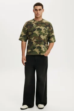 Cropped Fit T-Shirt