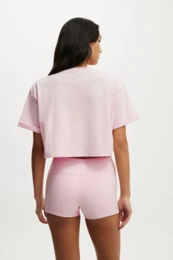 Cropped Graphic Active Tee