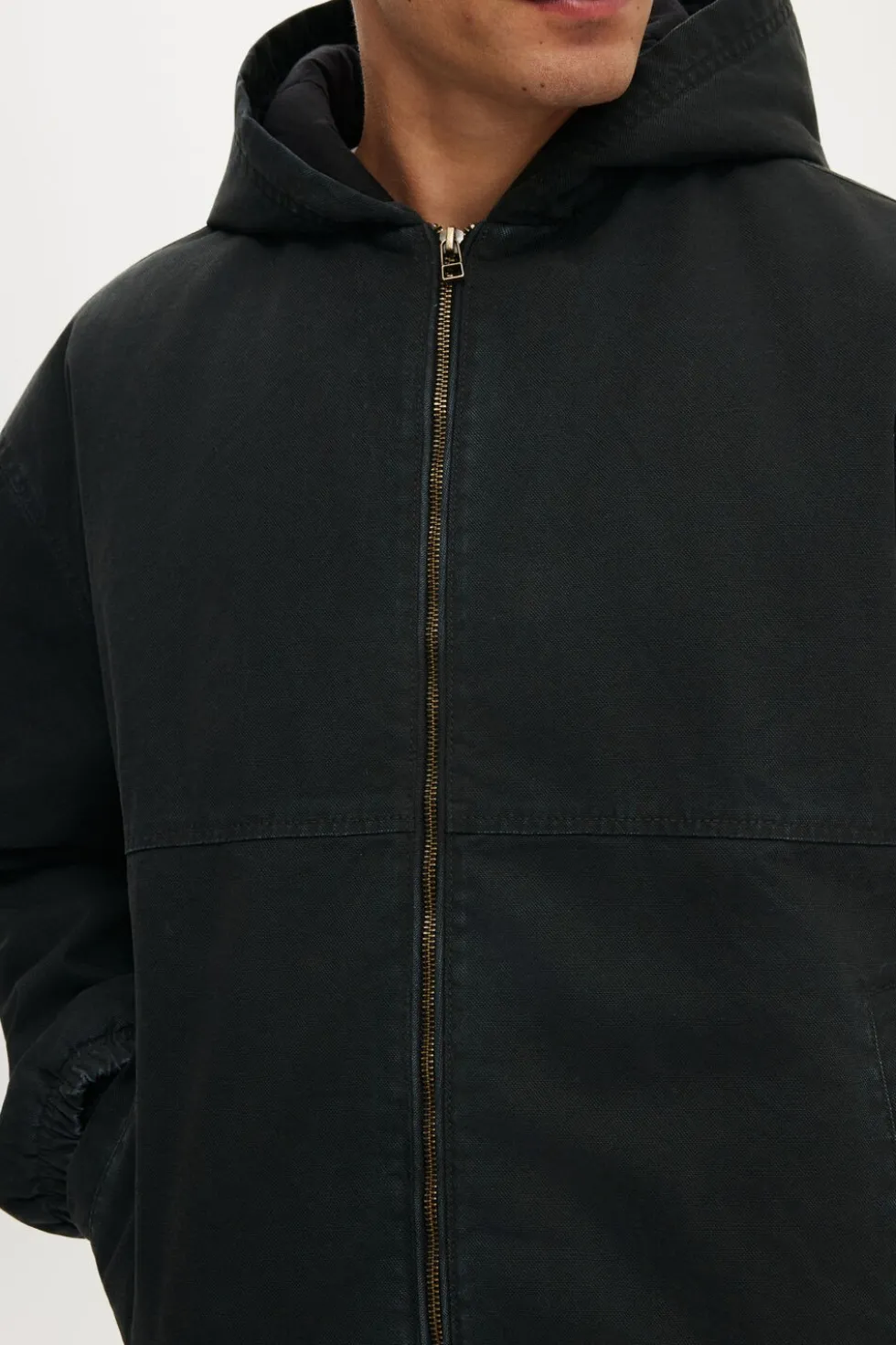Cropped Hooded Bomber