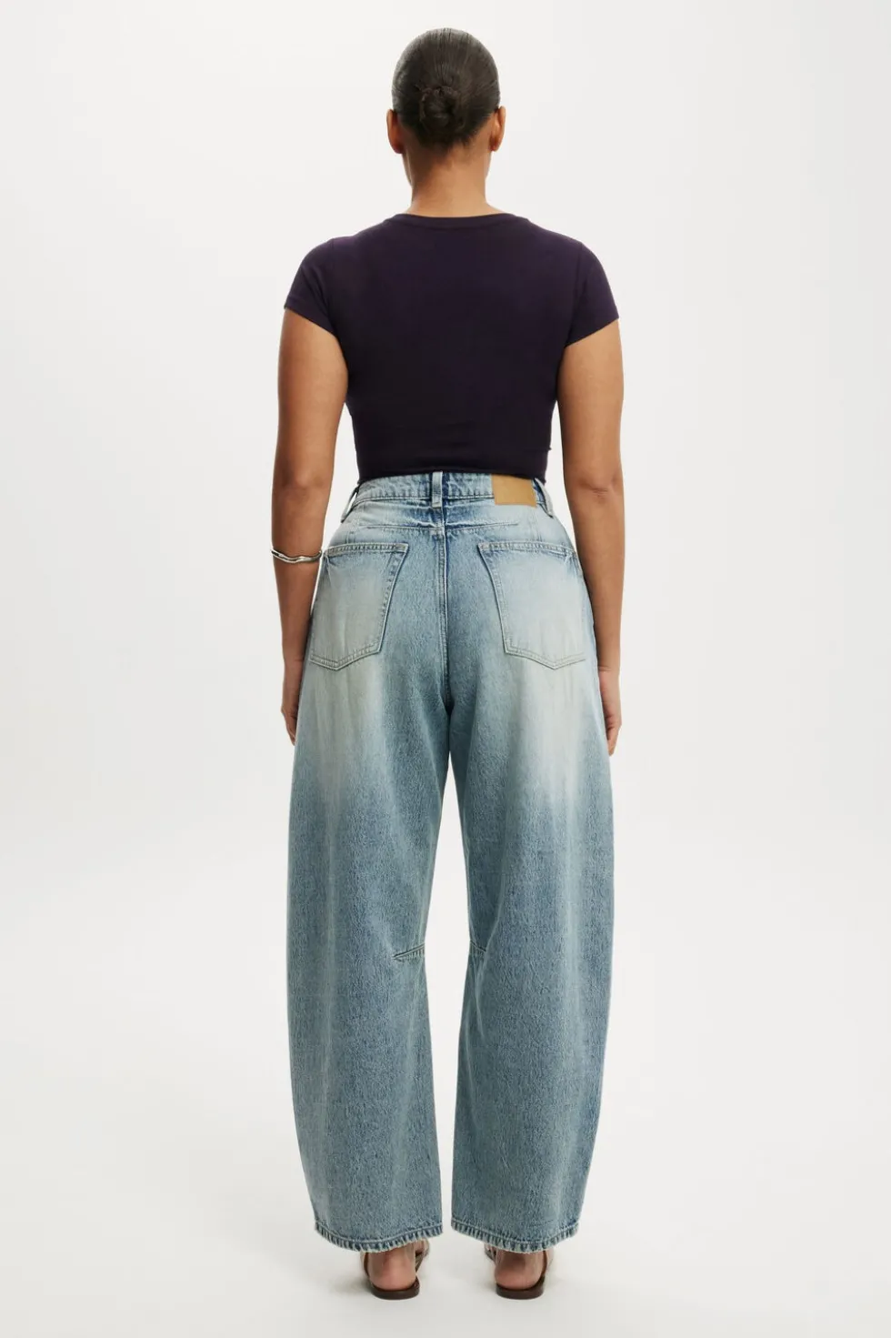 Curvy Barrel Jean