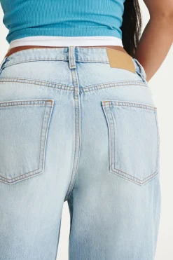 Curvy Boyfriend Super Baggy Jean