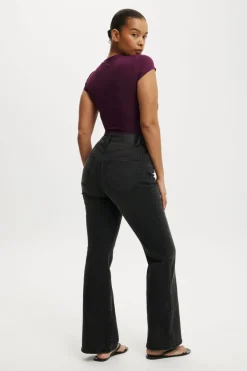 Curvy Flare Jean