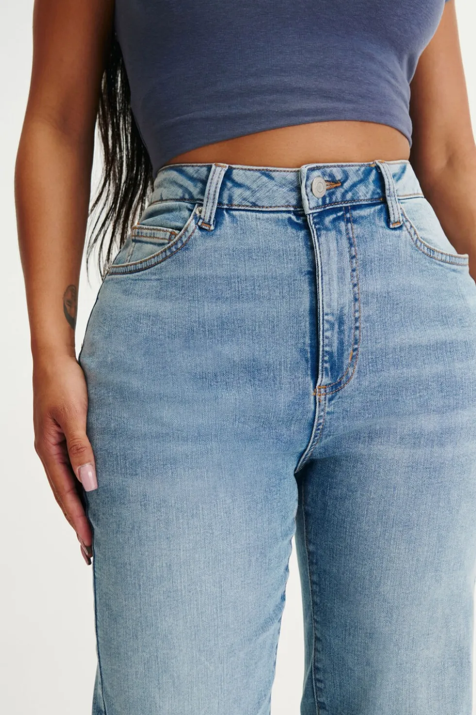 Curvy Stretch Straight Jean