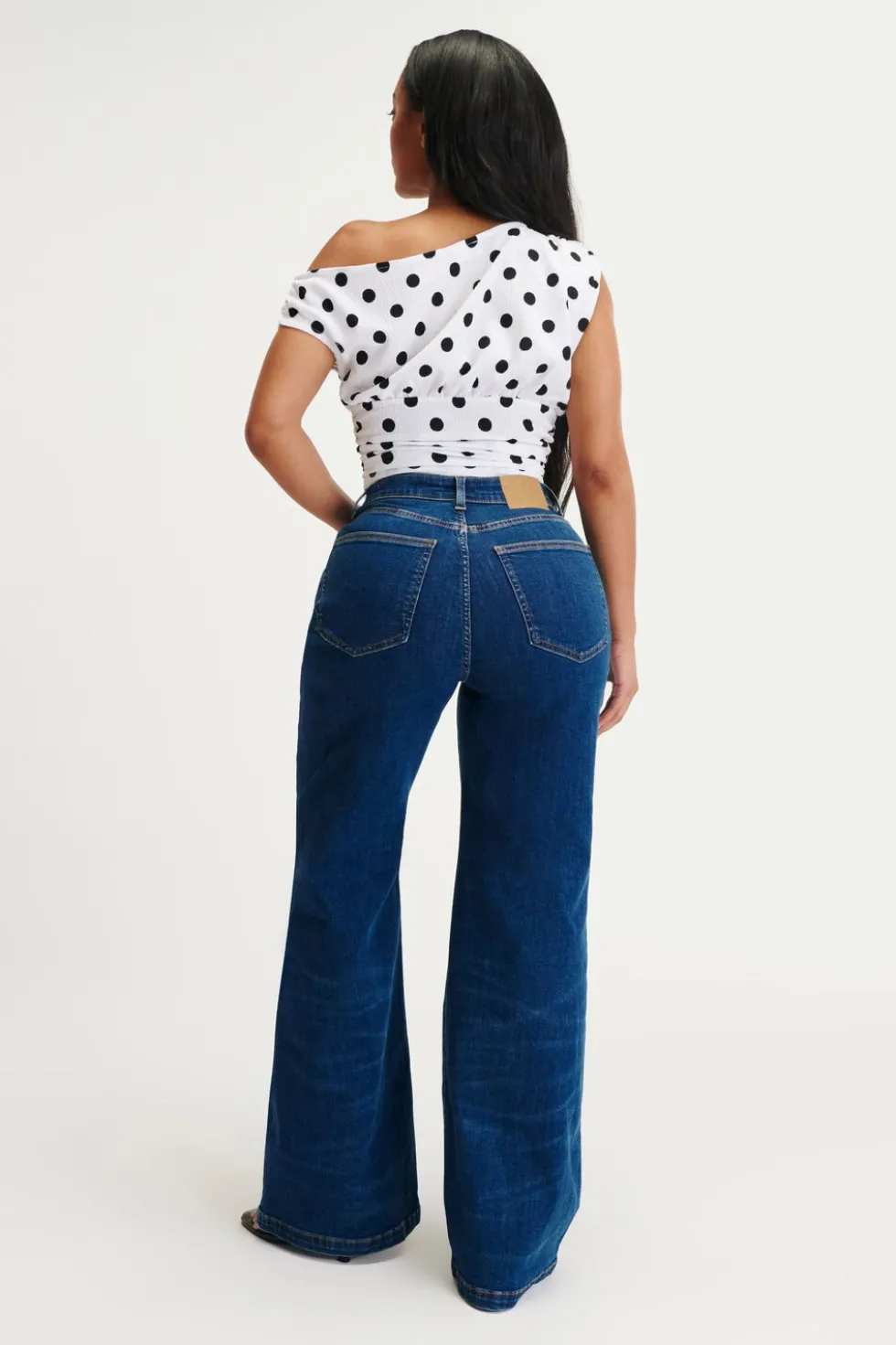 Curvy Stretch Wide Jean
