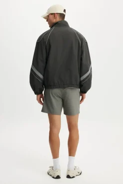 Easy Active Short