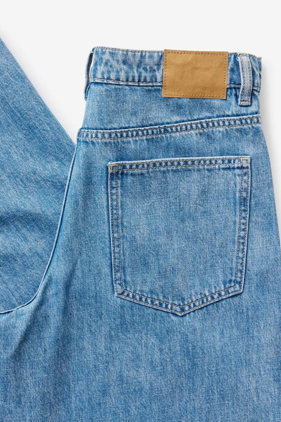 High Rise Wide Jean
