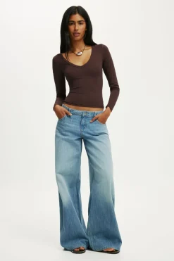 Hold Me V Neck Long Sleeve