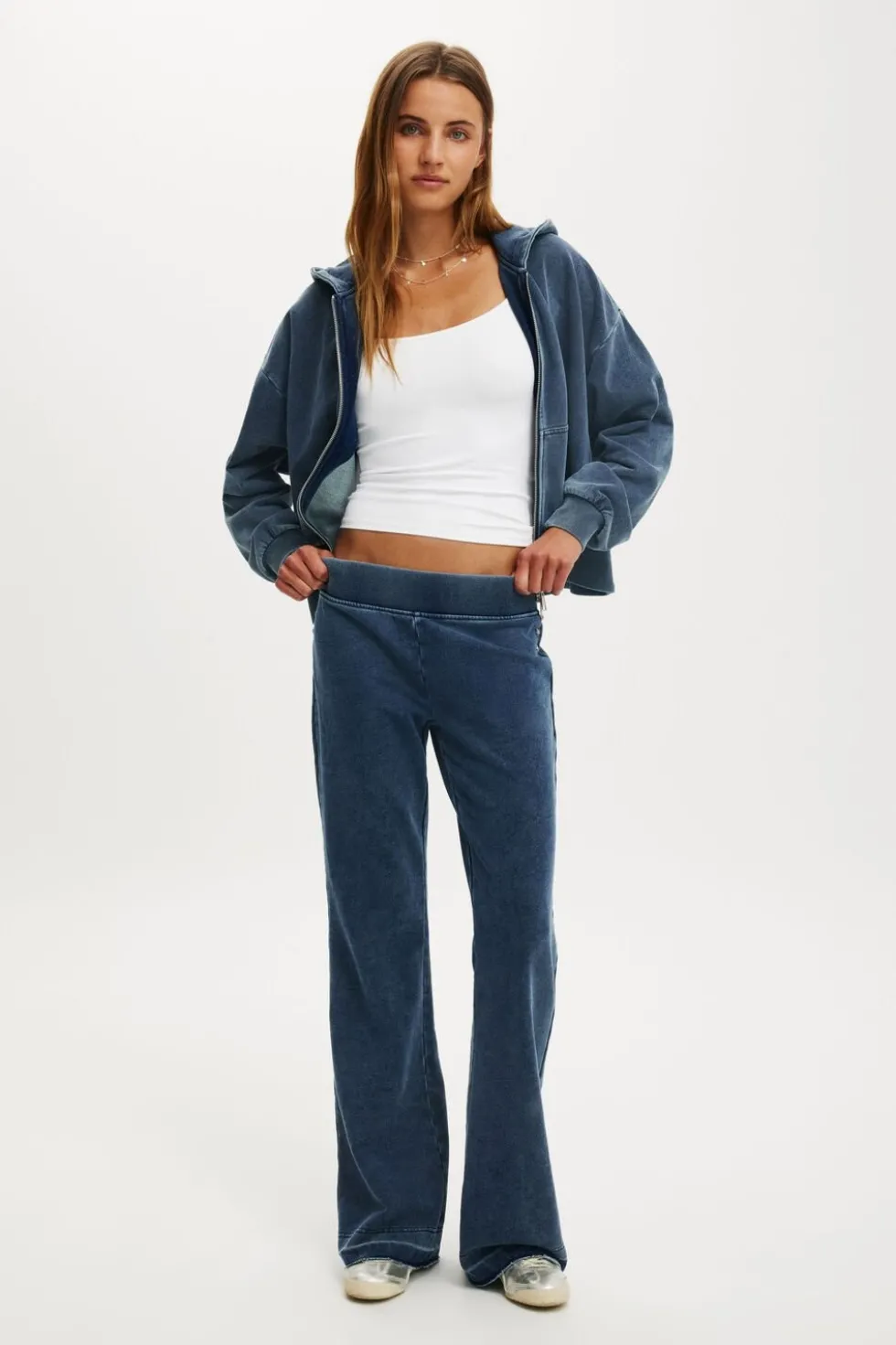 Low Rise Bootleg Sweatpant