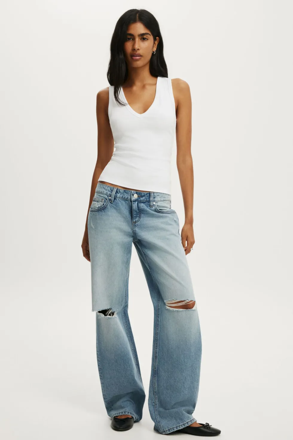 Low Rise Straight Jean