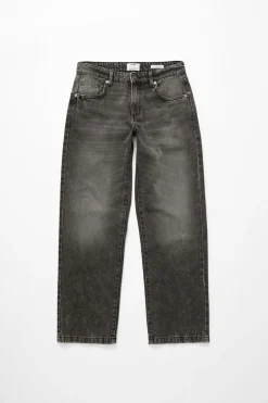 Low Rise Straight Jean