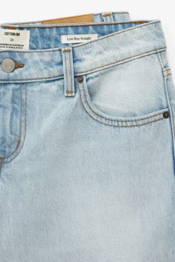 Low Rise Straight Jean