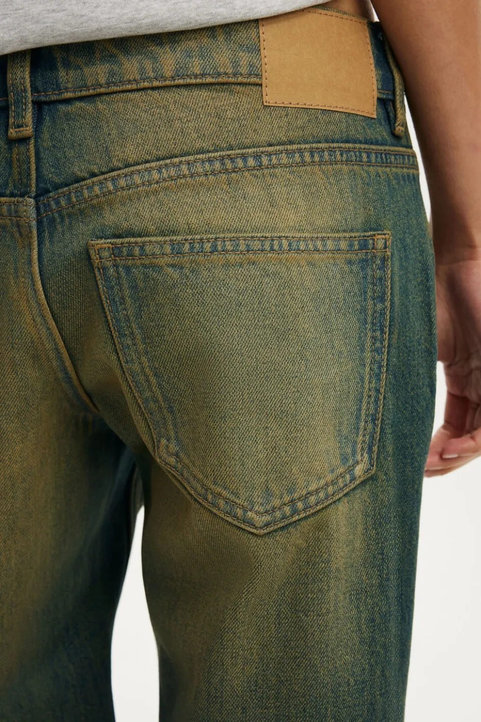Petite Low Rise Straight Jean