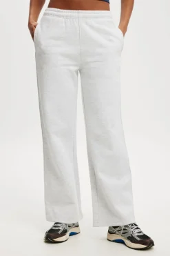 Plush Essential Straight Leg Sweatpant