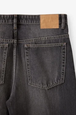 Relaxed Baggy Jean
