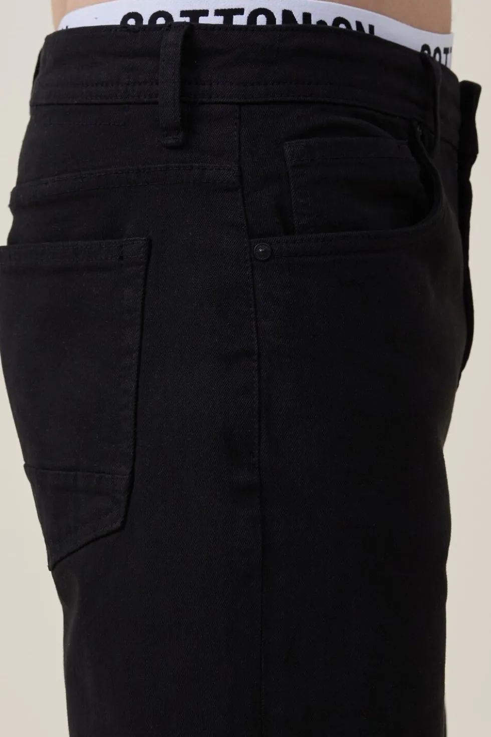 Relaxed Tapered Jean