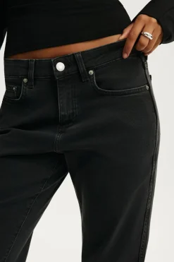 Stretch Slim Straight Jean