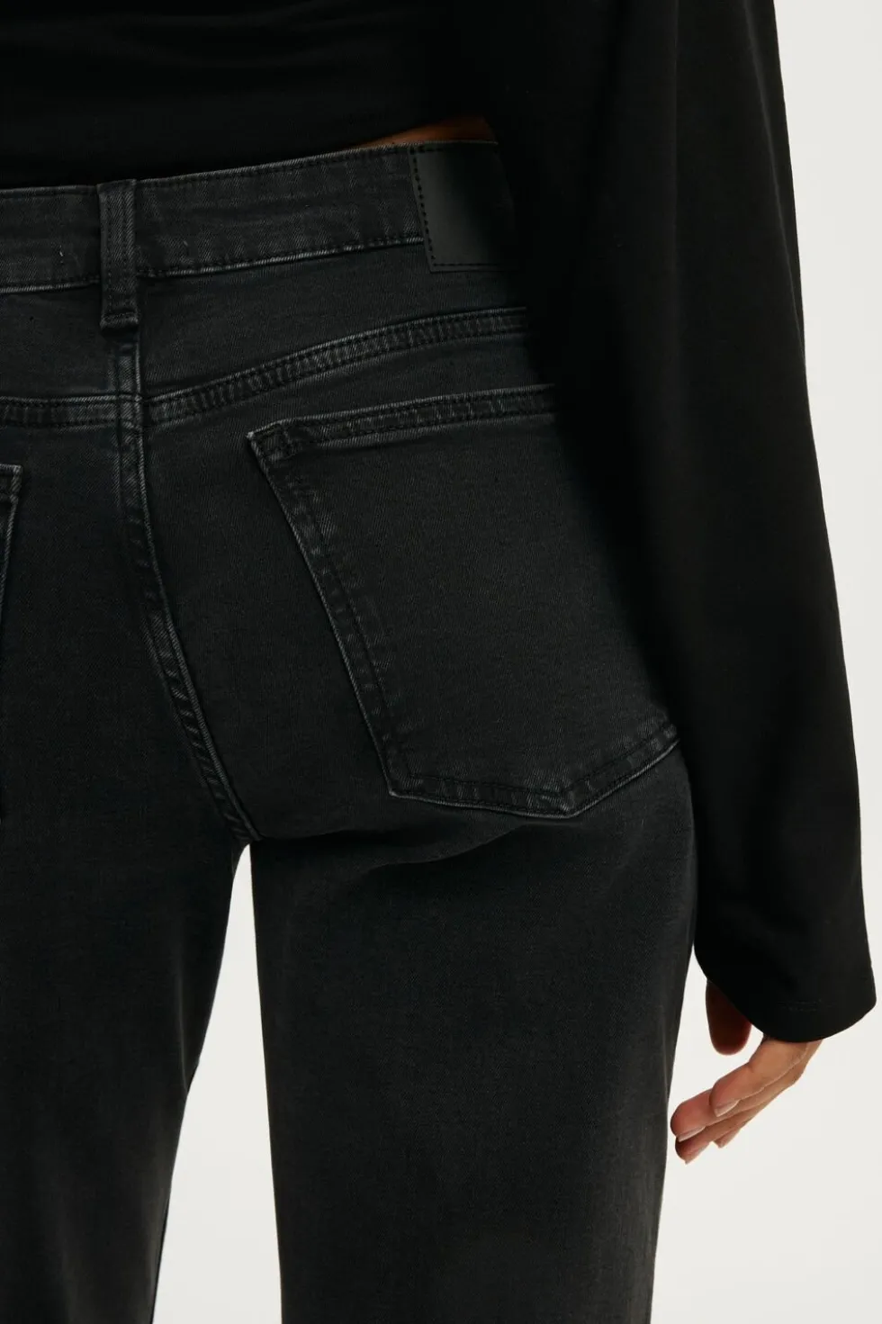 Stretch Slim Straight Jean