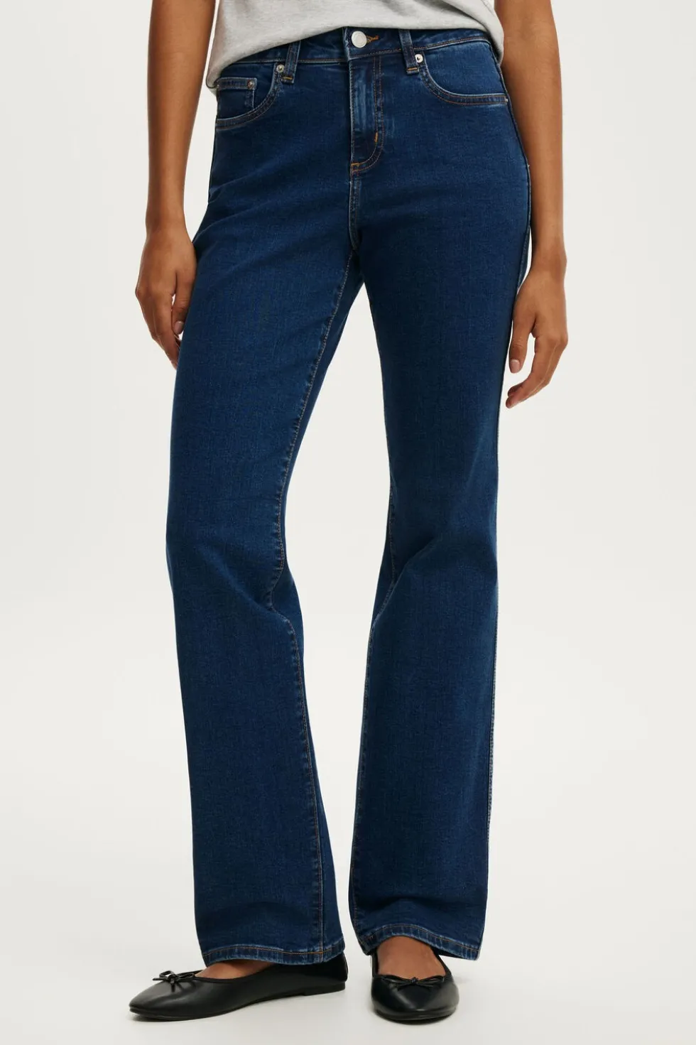 Stretch Slim Straight Jean