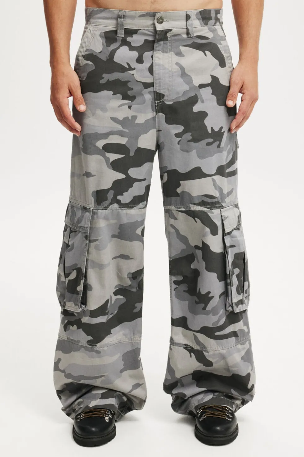 Super Baggy Cargo Pant