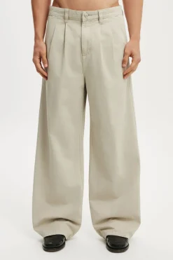 Super Baggy Pleated Pant