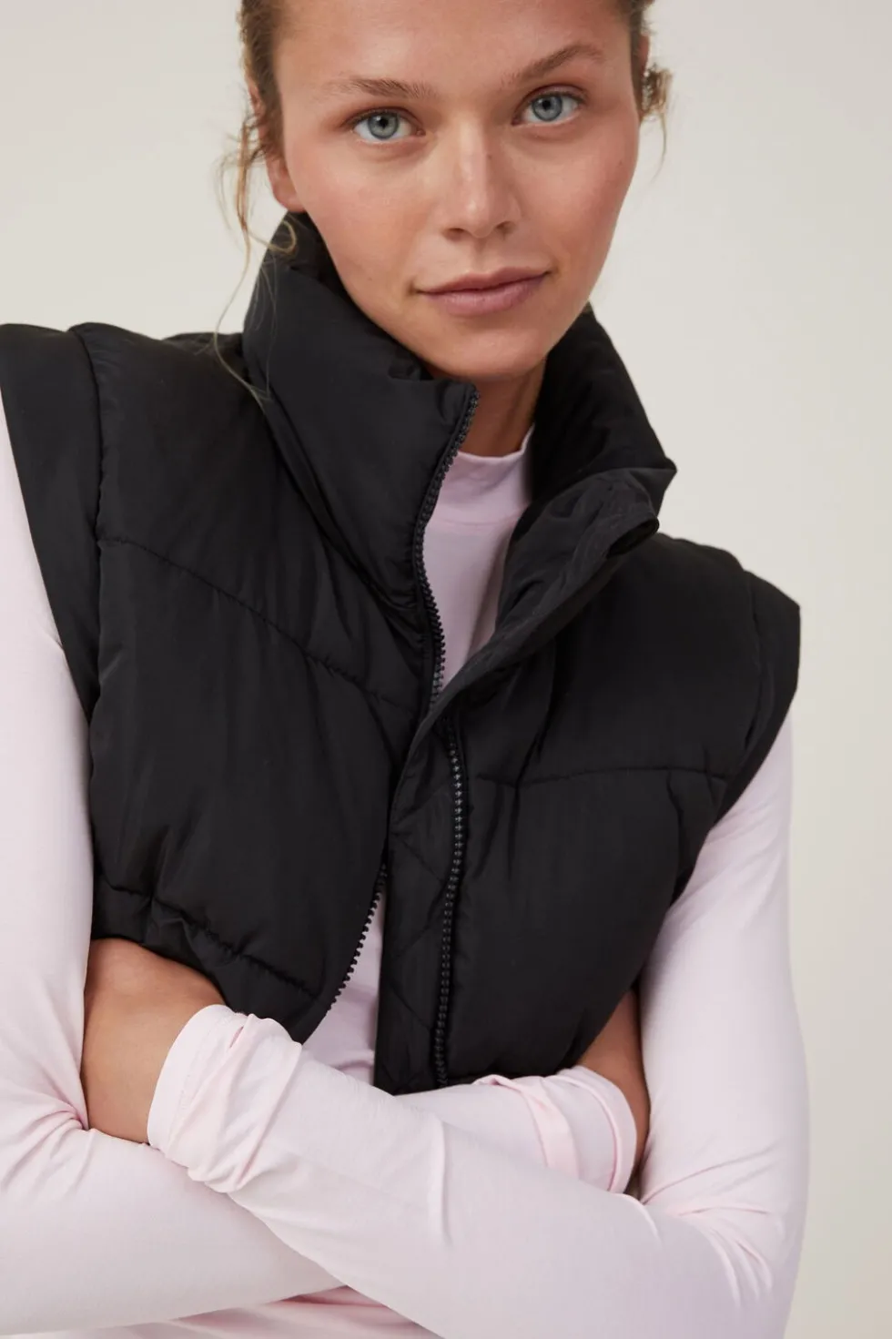 The Mother Puffer Panelled Crop Vest