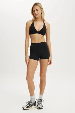 Ultra Luxe Invisible Scrunch V Shortie Short