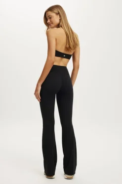 Ultra Luxe Invisible Scrunch Flare