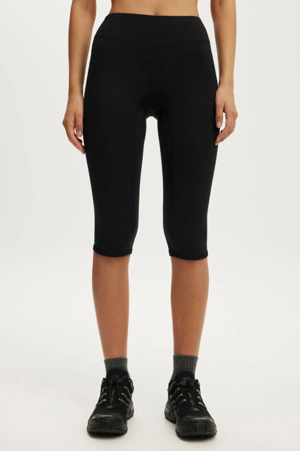 Ultra Soft Contour Capri Tight