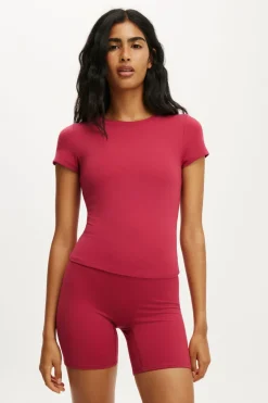 Ultra Soft Fitted Tshirt