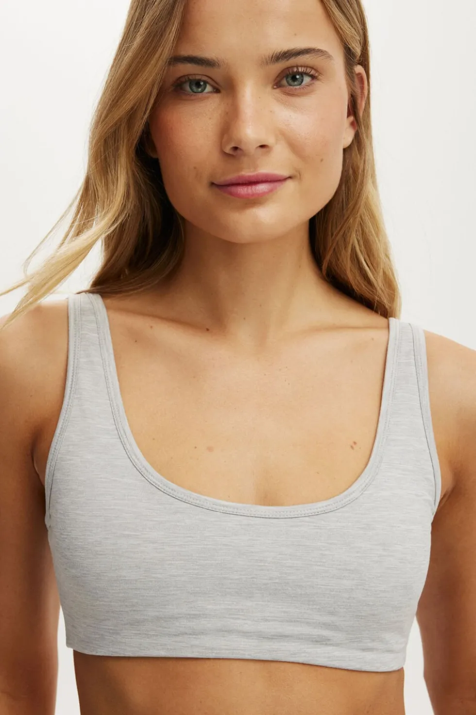 Ultra Soft Low Back Crop