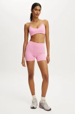 Ultra Soft Scoop V Crop