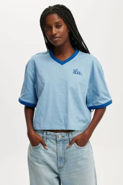 V Neck Boxy Crop Graphic Tee