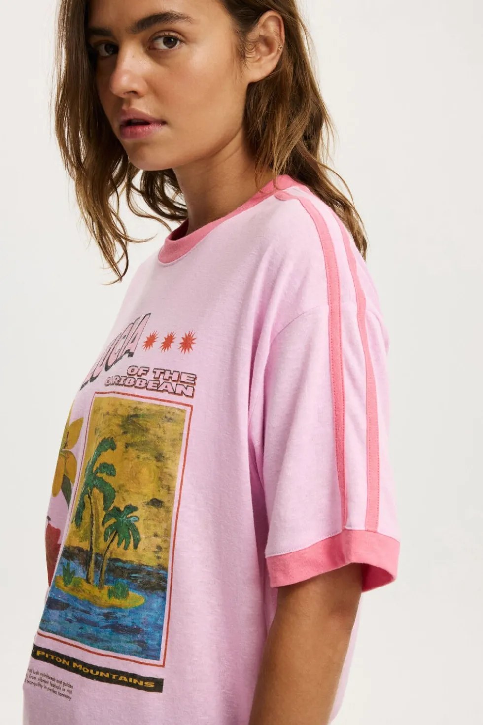 Vacay Graphic Tee